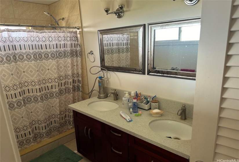 Large Primary Bath with Dual Vanities