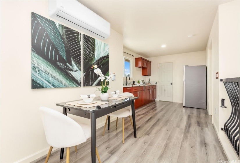 Second floor dining and wetbar