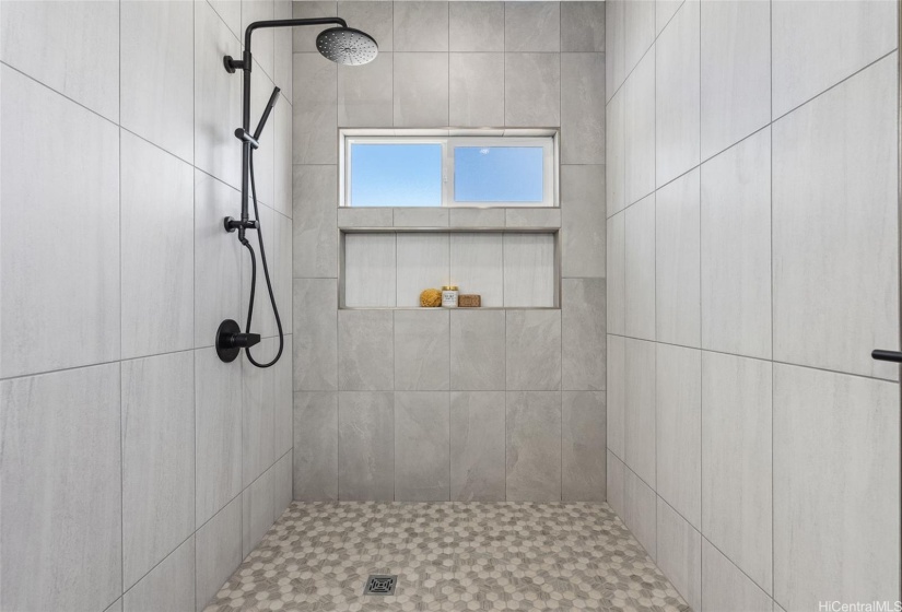 Bathroom 2nd floor