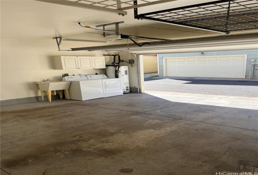 Garage washer and dryer
