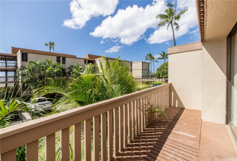 Relax on The Lanai