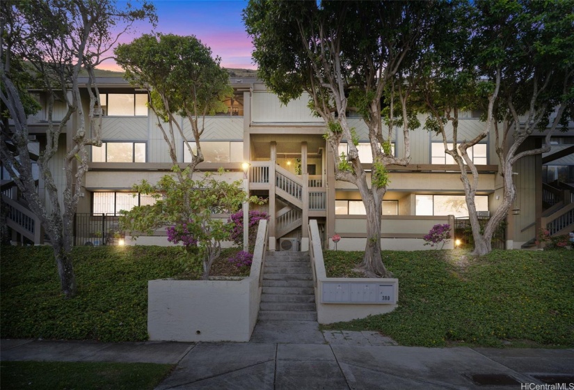 Kawaihae Crescent West at sunset.