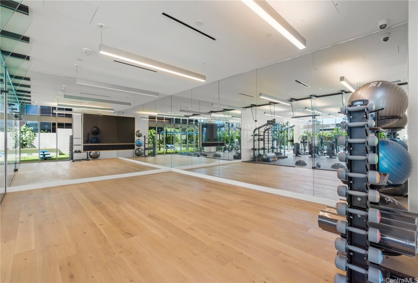 Yoga/exercise room