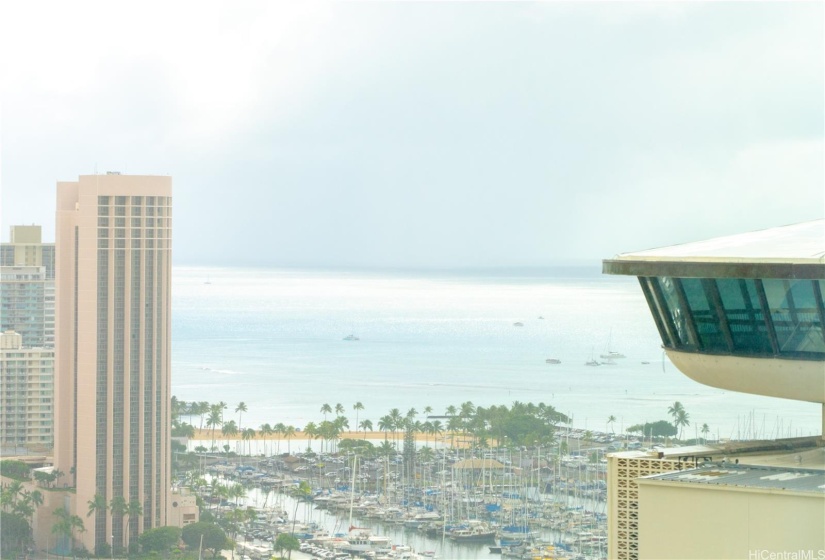 Enjoy the sky and the ocean from your bedside when you wake up in the morning