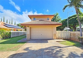 Welcome to 91-201 Peleiake Place in the community of Aeloa in sunny Kapolei!