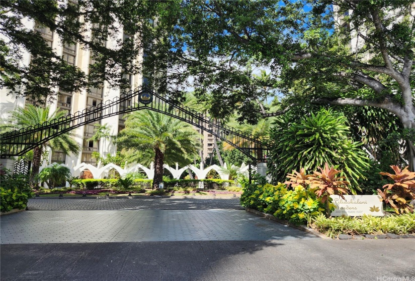 Welcome to the Liliuokalani Gardens!