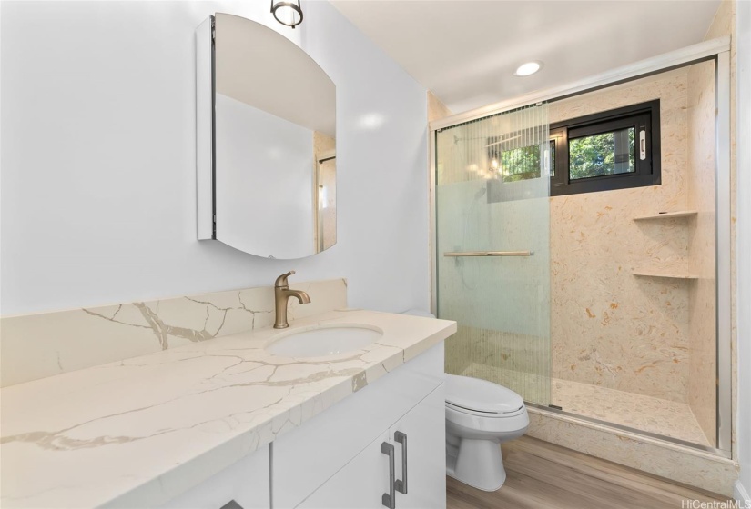 2nd Floor Bathroom