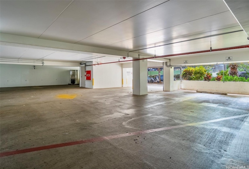 Ample guest parking makes entertaining and get togethers convenient and easy.