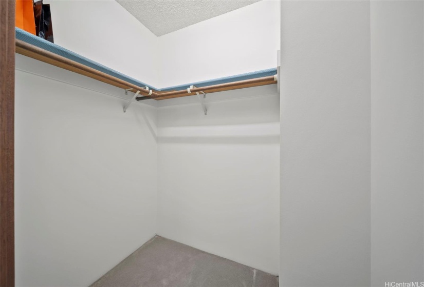 Walk-in closet
