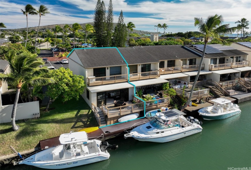 Perfectly located and being an end unit on the far right of the Moorings community.