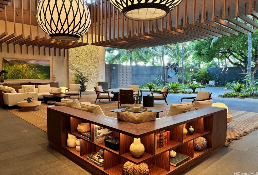 Lobby & Palm Garden