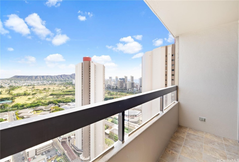 A view of Diamond Head from your lanai