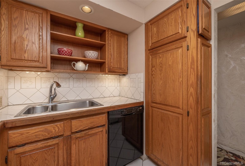 The kitchen is too big for one photo!  You can take a closer look at all of the kitchen with the self-guided 3D tour at http://my.matterport.com/show/?m=87pNHdXG6rR&mls=1.