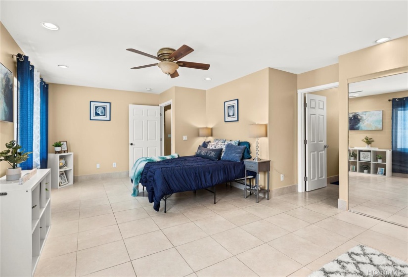 Layout is so perfect for sharing space with your family or long-term visitiors!