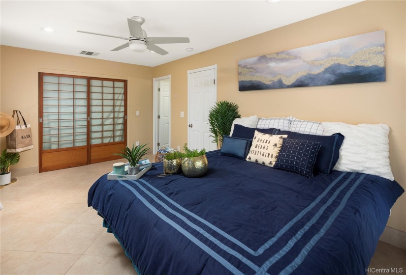 Beautiful Master EnSuite with Deck to Enjoy the Sun Setting behind the Ko'olau Mountains