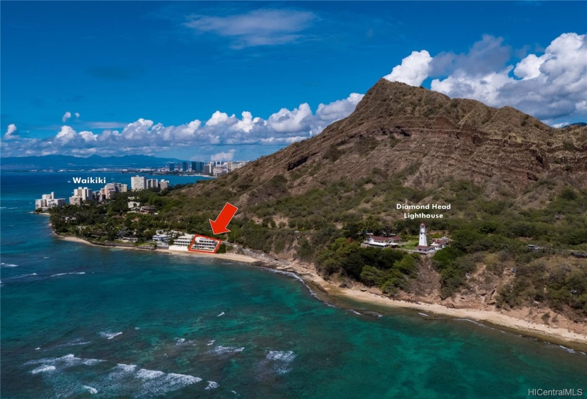 The home’s unique position also captures views of the Diamond Head Lighthouse.  Excellent Diamond Head location close to Waikiki, and just a short drive to boutiques & award-winning restaurants.