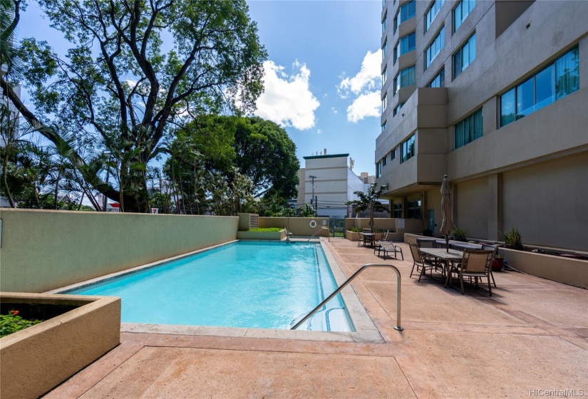 One Kalakaua Senior Living features a Heated Pool, Sauna, Whirlpool, Club House, Recreation Room, Secured Access, and Security Guard!