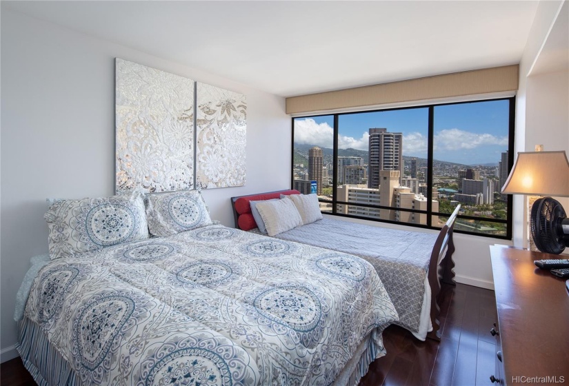 Bedroom #2 is in cool side (morning sun) of the building with view towards Kahala and Hawaii Kai (East Oahu).