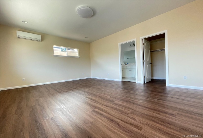 Upstairs master bedroom with walk-in closet